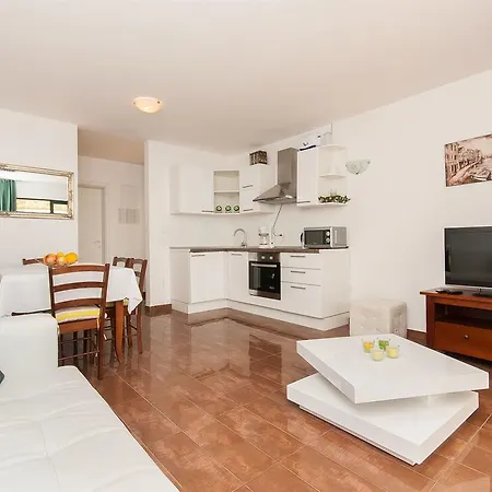 Sanja Apartment Trogir